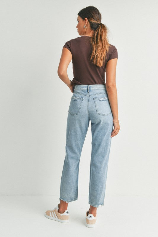 Gia 90's Distressed Straight Jeans