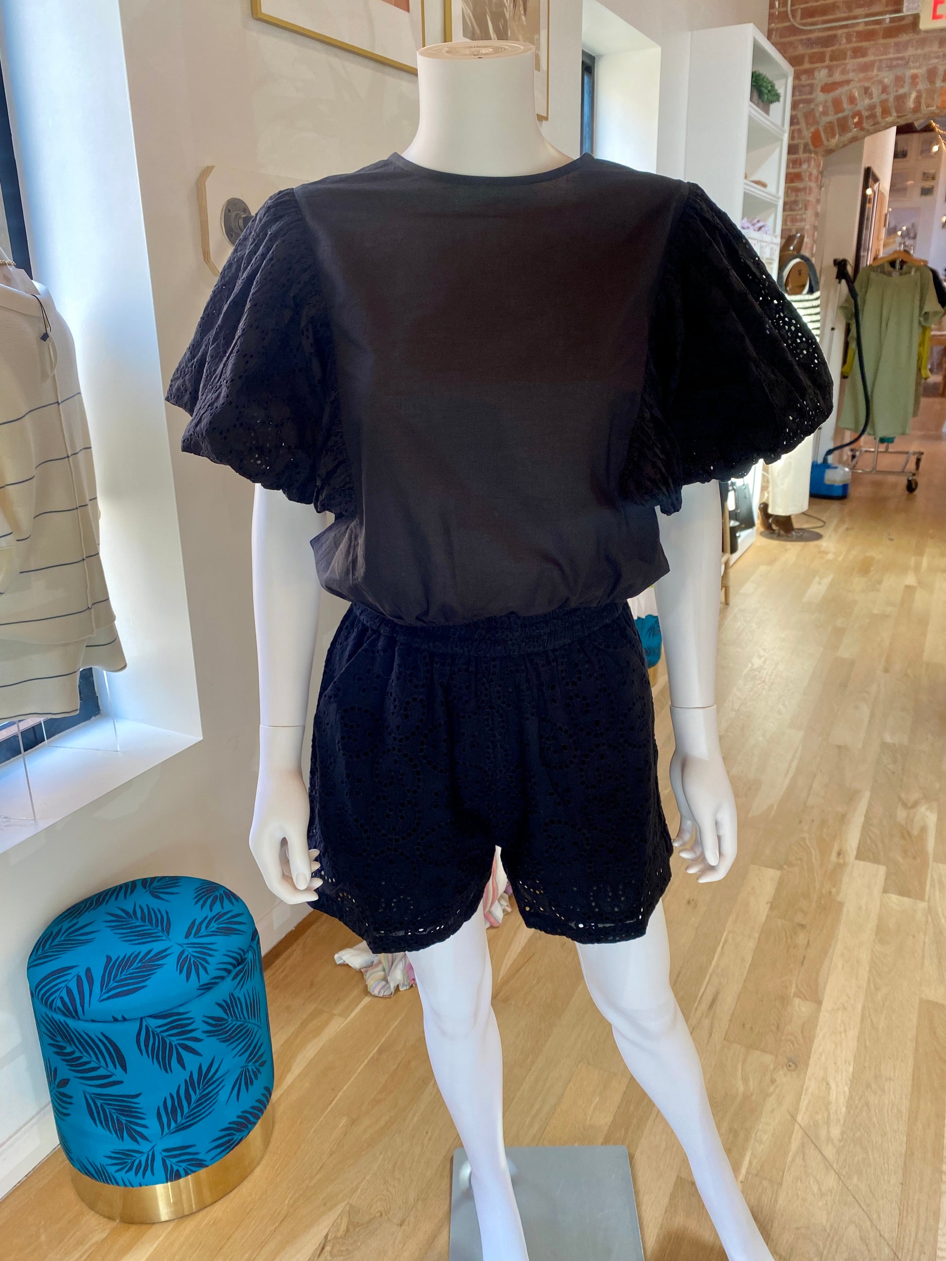 Chiara Eyelet Shorts