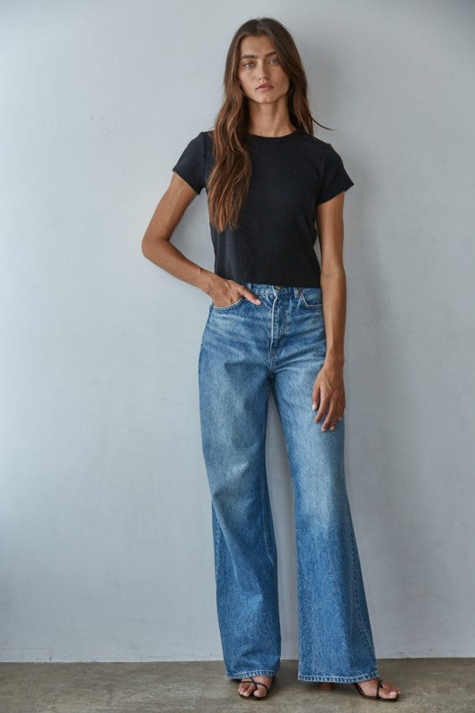 Everyday Fitted Crop T-Shirt