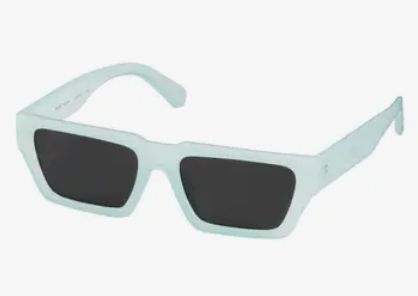 Corrie Sunnies + Case