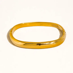 Leona 18K Gold Filled Bangle