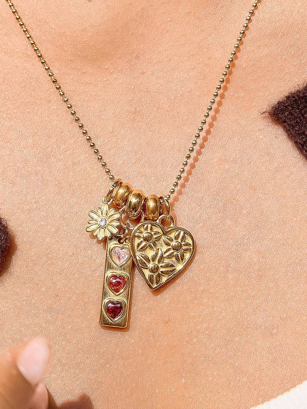 Evarose 18K Gold Non-Tarnish Floral Heart Charm Necklace