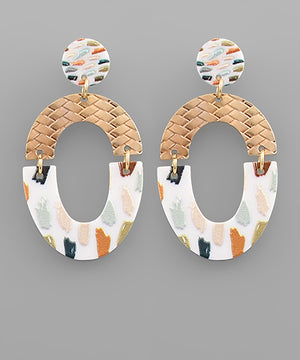 Open image in slideshow, Mika Acrylic Earrings
