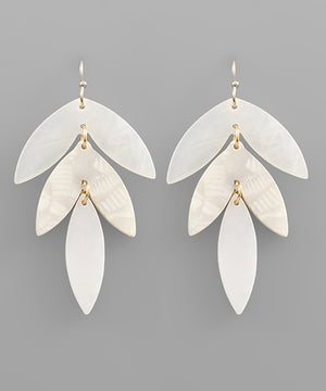 Open image in slideshow, Alexia Leaf Drop Earrings
